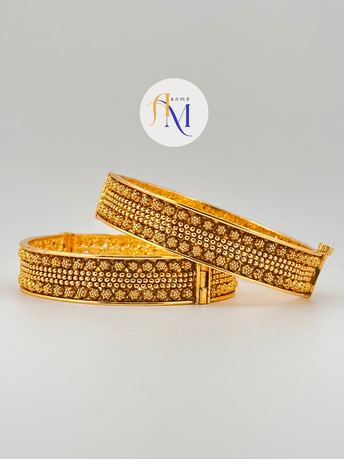 Beautiful floral design golden bangles(Set of 2)