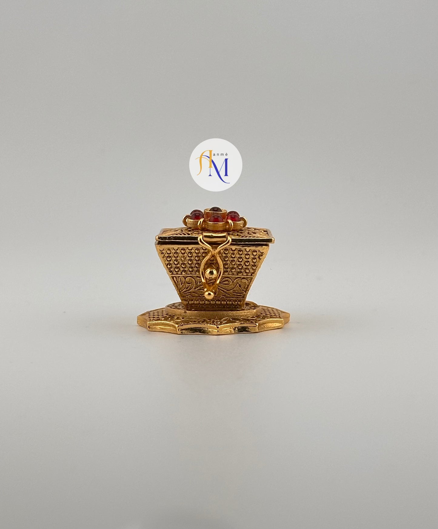 Cute ruby stone worked kumkum box/kumkuma cheppu/sindoor dappi