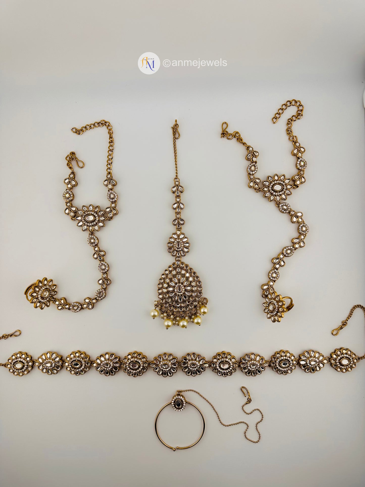 Premium White Kundan 10 piece Bridal Set