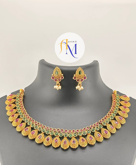 Unique and beautiful vadamalli-green necklace set with cute earrings
