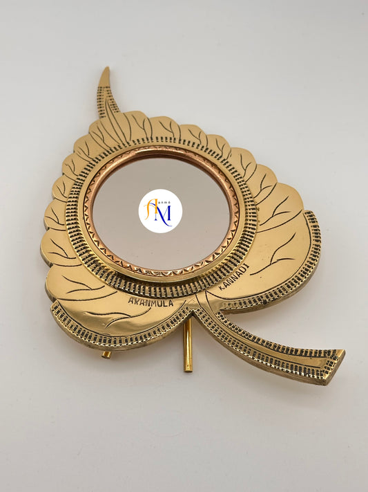 Authentic Traditional Aranmula Kannadi - Aalila design - Mirror size - 3 inch